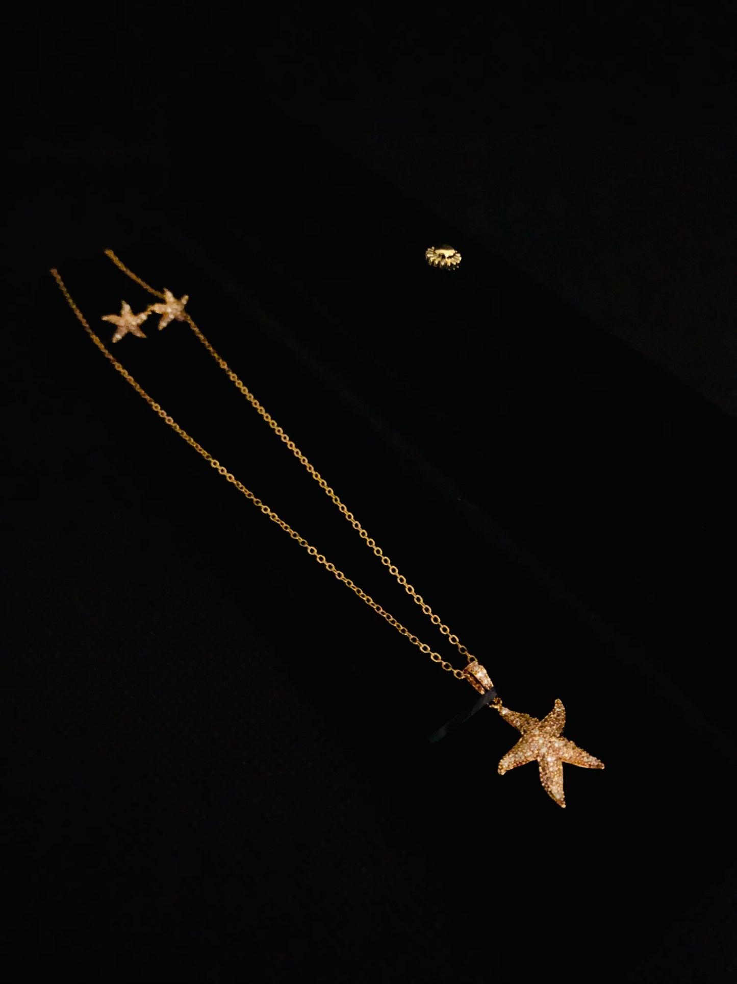 Starry Shore Elegance Pendant Set