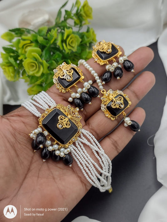 Egyptian Royalty Black & Gold Choker Set
