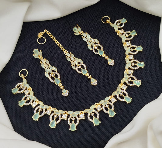 Stone-Studded Necklace Set
